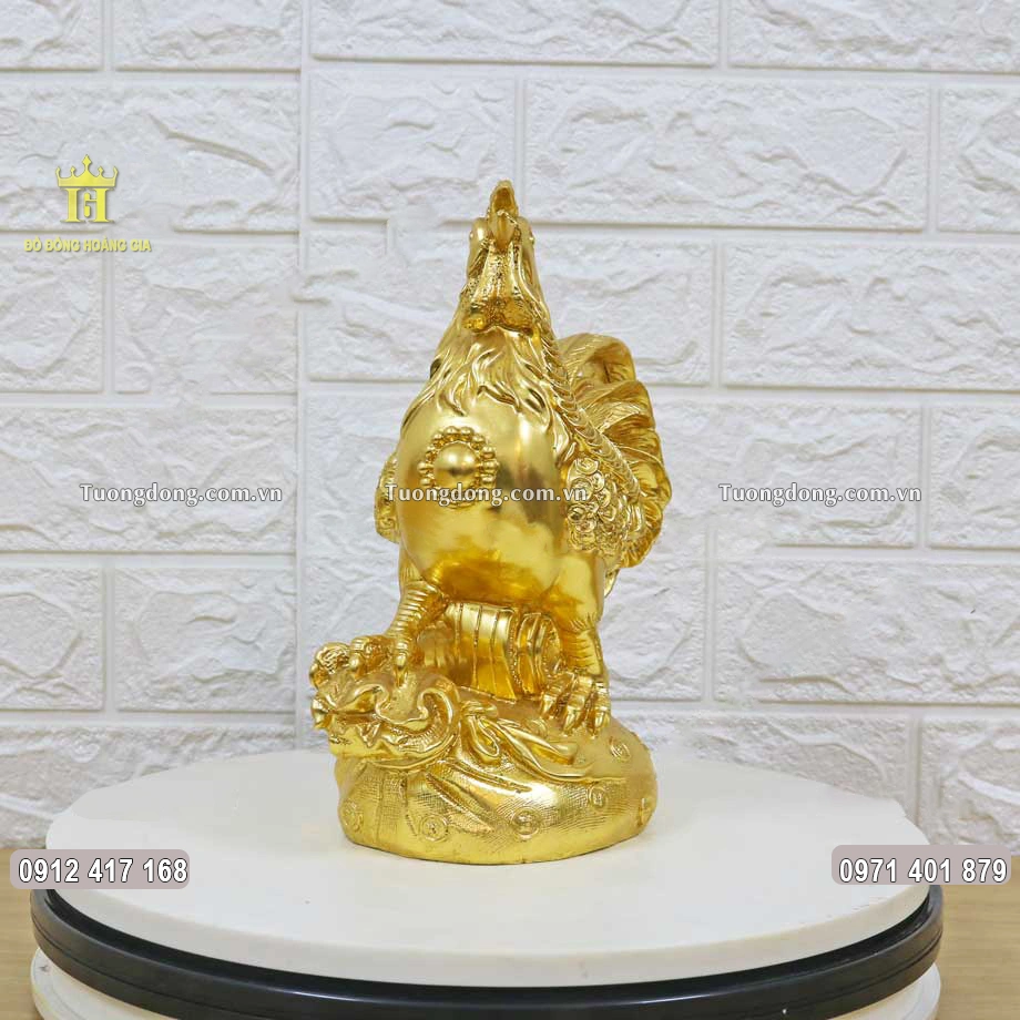 Từng họa tiết hoa văn được chăm chút tỉ mỉ